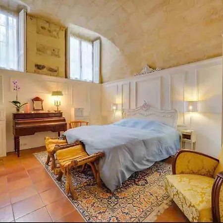 Place St Pierre - Centre - 4 Pers Appartement