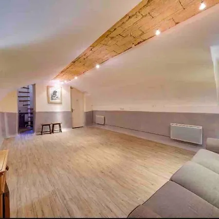 Place St Pierre - Centre - 4 Pers Appartement *